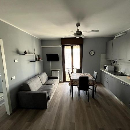 Bilocale Con Netflix Incluso Apartment Lodi Exterior photo